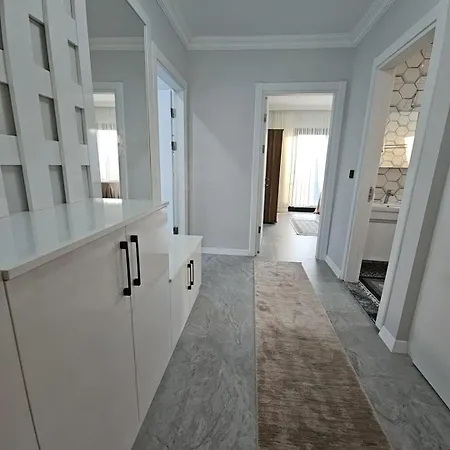 فيلة Royal Garden *